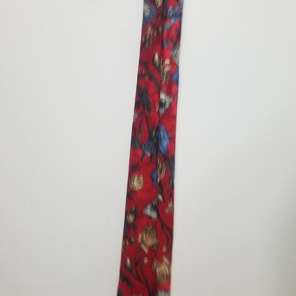 elegant Studio R bright red floral polyester tie - Picture 2 of 6